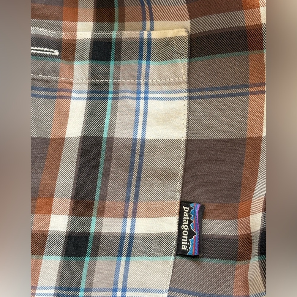 Patagonia Brown Plaid Long Sleeves Button Down Shirt Organic Cotton L - Picture 6 of 6